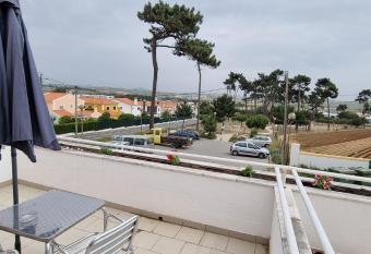 Residencial O Ninho do Pinhal has Balcony rooms