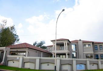 ANGELOCEAN GUEST HOUSE allows 18 year olds to book a room