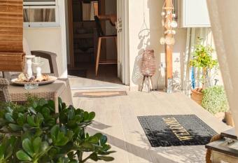 Alkistis House has Balcony rooms