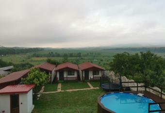 La 3 Casute has Balcony rooms