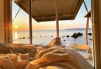 lou cabanou has Balcony rooms