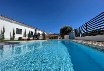 Casa Santo Ant  nio has Balcony rooms