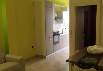 Mare e Vacanze has Balcony rooms