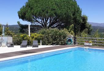 Casa de Santa Luzia A has Balcony rooms
