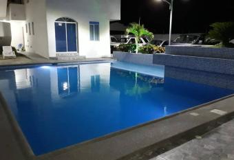 Tus Vacaciones en Tonsupa Ecuador. has Balcony rooms