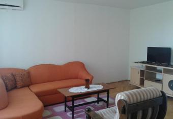 OLIVERA APARTMENT has Balcony rooms