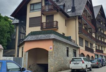 VIELHA XVI allows 18 year olds to book a room