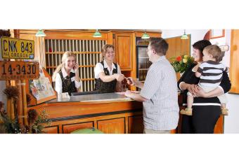 Hotel Amerika allows 18 year olds to book a room