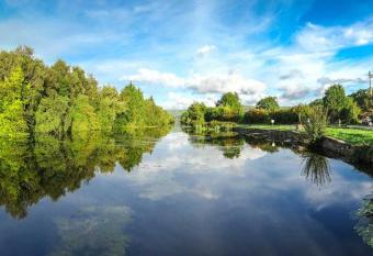 Saltcotes Farm has Balcony rooms