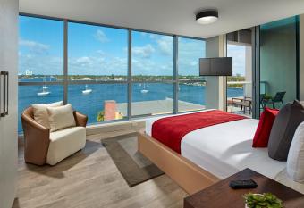 Costa Hollywood Beach Resort - An All Suite Hotel has Balcony rooms