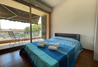 Suite Semeria 133 - Box Auto e terrazzo has Balcony rooms