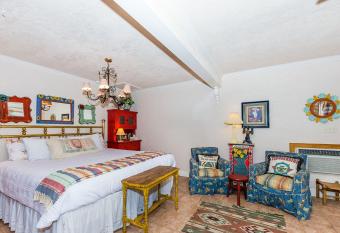 Binky's Secret Garden allows 18 year olds to book a room