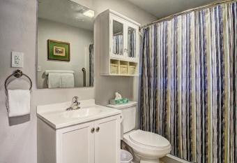 Simons Town 6031RPC has Balcony rooms