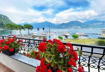 Casa Anna with Lake View has Balcony rooms