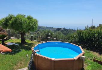 Villa la Tana del Lupo paradiso del Relax Sanremo has Balcony rooms