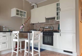 Chri02House has Balcony rooms