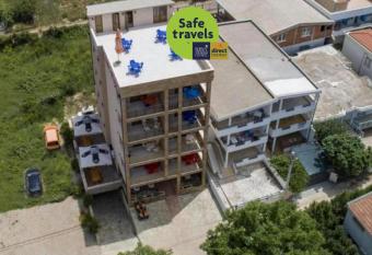 Apartments Kajic Plus has Balcony rooms