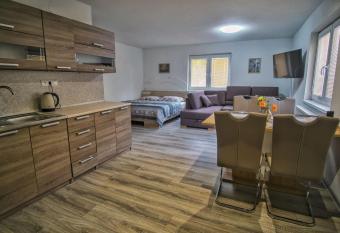 BIKE apartments 3 has Balcony rooms