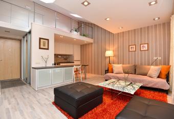 Apartamentai   viesa allows 18 year olds to book a room