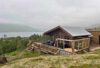 Icelandic Lake House has Balcony rooms