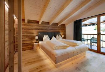 Leierhof Brimella has Balcony rooms