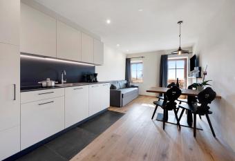 Leierhof Wicky has Balcony rooms