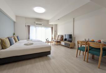 ESLEAD HOTEL Osaka Tsuruhashi has Balcony rooms