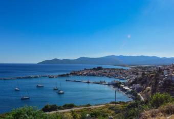 PYTHAGORIO MAGIC VIEw has Balcony rooms