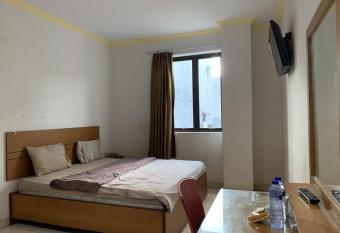 OYO 90545 Wisma Bahagia Makassar allows 18 year olds to book a room