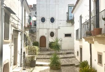 La Casa Di Noah has Balcony rooms