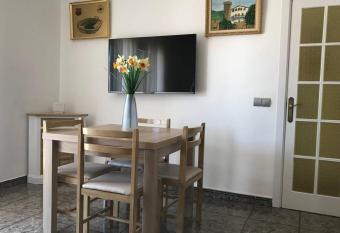 Gran apartamento 3habitaciones HUTG 023666 has Balcony rooms