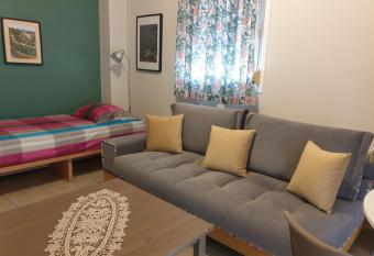 Comfortable apartment in the center of Volos very close to the port has Balcony rooms