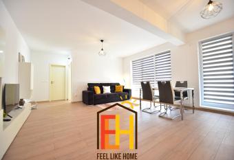 LULU Apartment has Balcony rooms