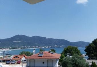 Alexandra rooms has Balcony rooms