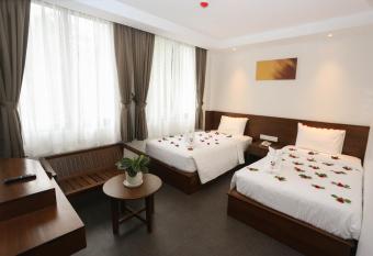 Yangon Win Hotel allows 18 year olds to book a room