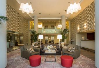 Mamaison Hotel Andrassy Budapest allows 18 year olds to book a room