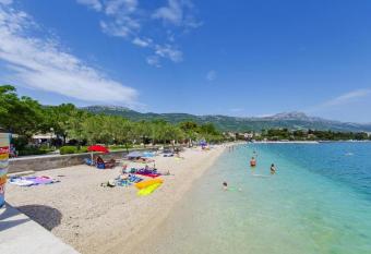 Apartment Bambino allows 18 year olds to book a room