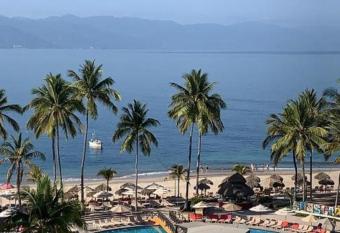 Torre Condomar by VRHost allows 18 year olds to book a room