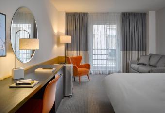 K+K Hotel Opera allows 18 year olds to book a room