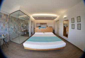 Dimora EFFE - Eco B&B has Balcony rooms