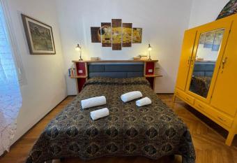 Suite Tranquilla - Sanremo allows 18 year olds to book a room