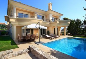 Villa Sabia has Balcony rooms