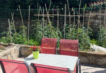 LILY 710 VRT grill has Balcony rooms