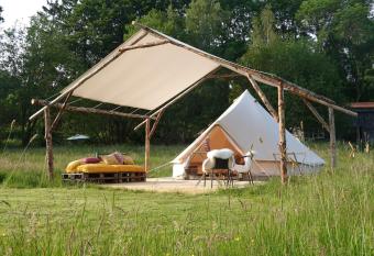 Glamping du Moulin has Balcony rooms