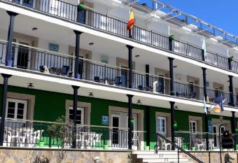 Hotel Villa Jard  n has Balcony rooms