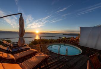 Glamping Bellamia has Balcony rooms