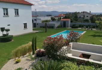 Casa D Av   Bina Alojamento Local has Balcony rooms