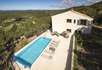 LE MAS DEI RIGAOU chambres d h  tes allows 18 year olds to book a room