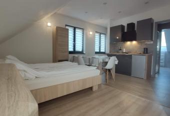 APART Magnolia has Balcony rooms