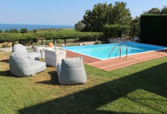 Elikon Luxury Villa has Balcony rooms